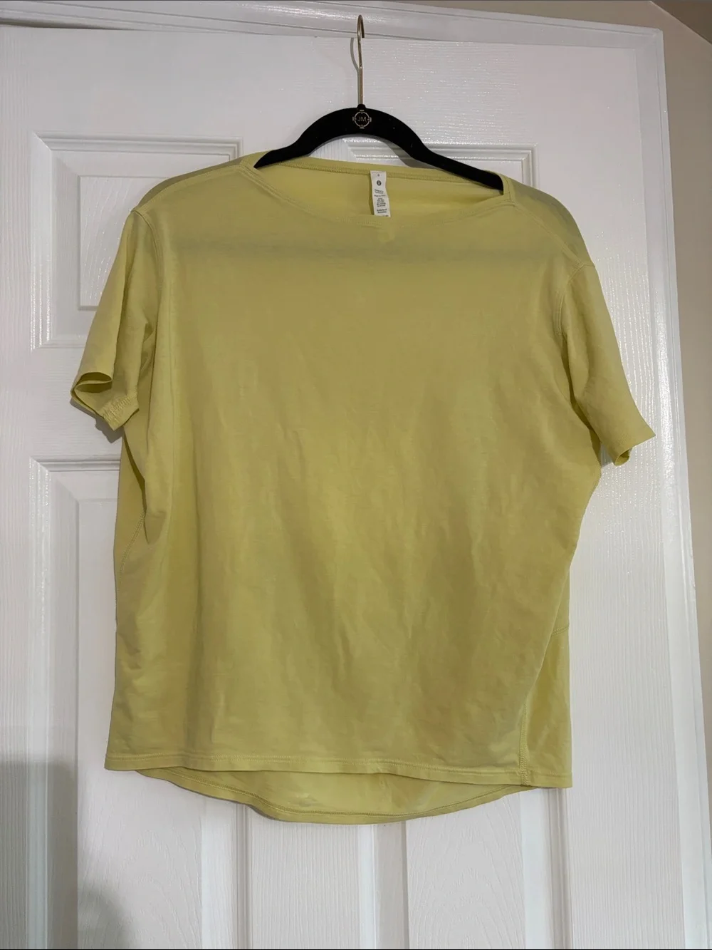 Lululemon Women's Lemon Short Sleeve Crew Neck Top